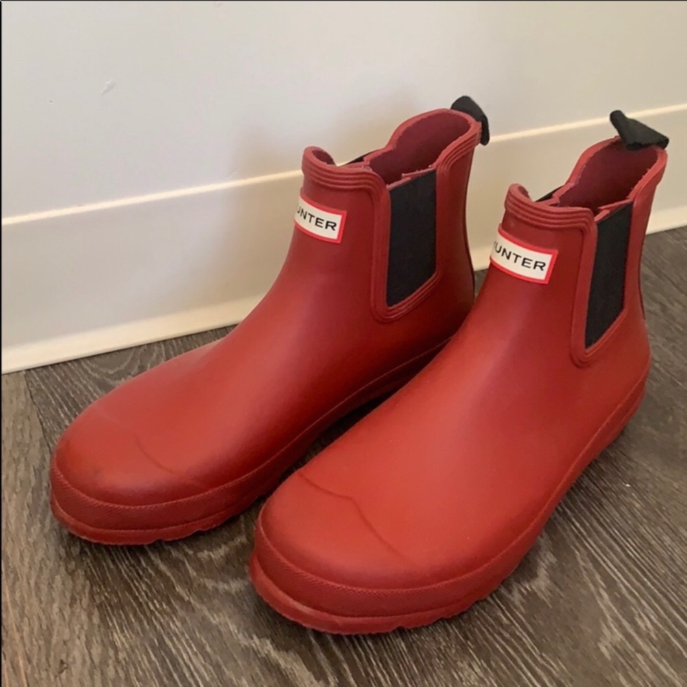 Men’s size 11 Hunter Boots.